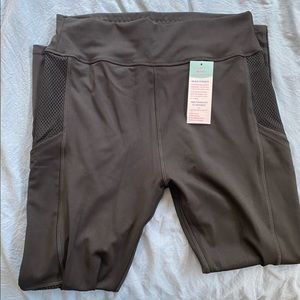 Brand new Pop Fit leggings